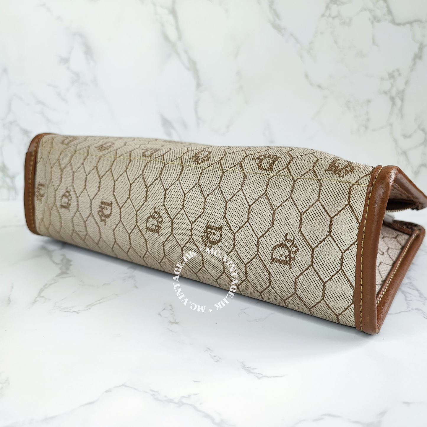 DIOR Honeycomb Clutch