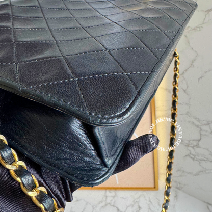 CHANEL Vintage Push-Lock Bag
