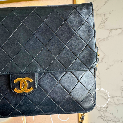 CHANEL Vintage Push-Lock Bag