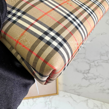 Burberrys Vintage Clutch