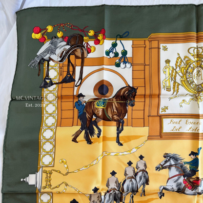 HERMES 90’s Silk Scarf