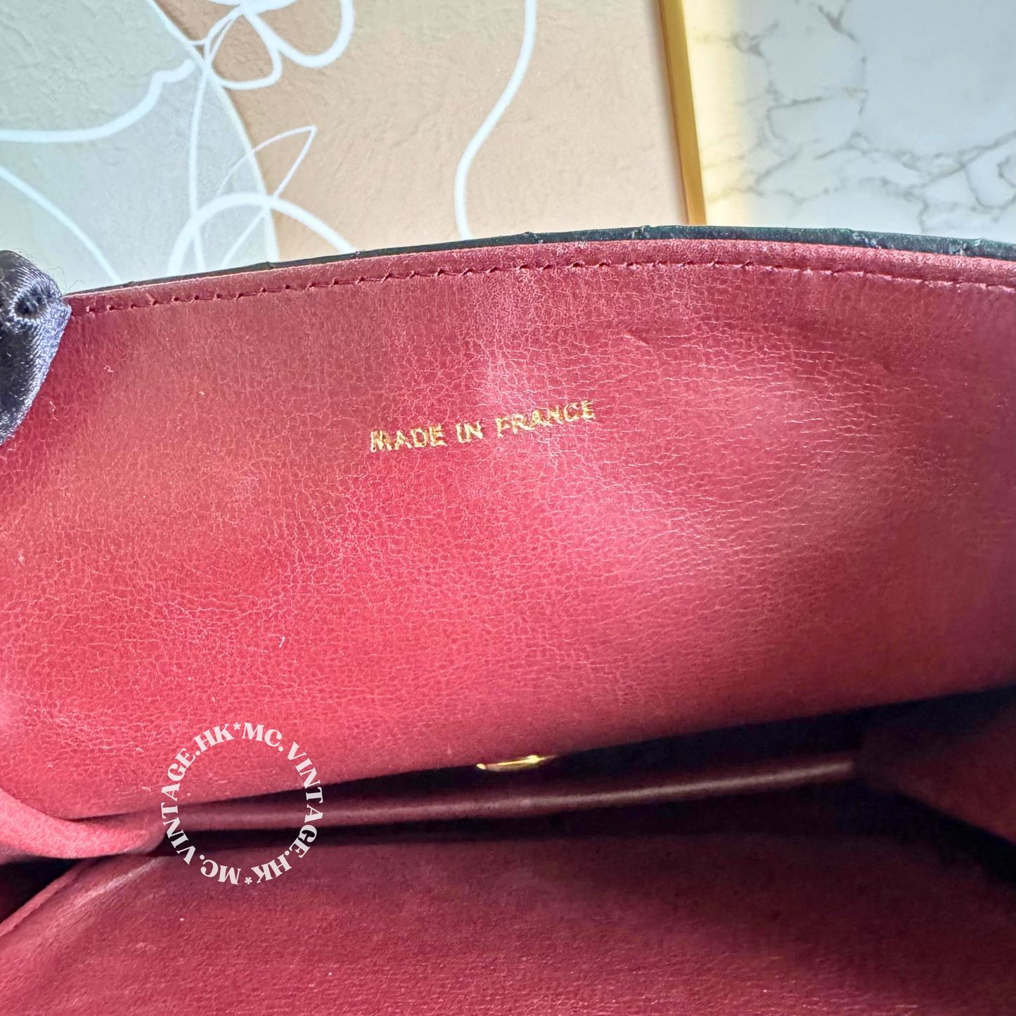 CHANEL Vintage Push-Lock Bag