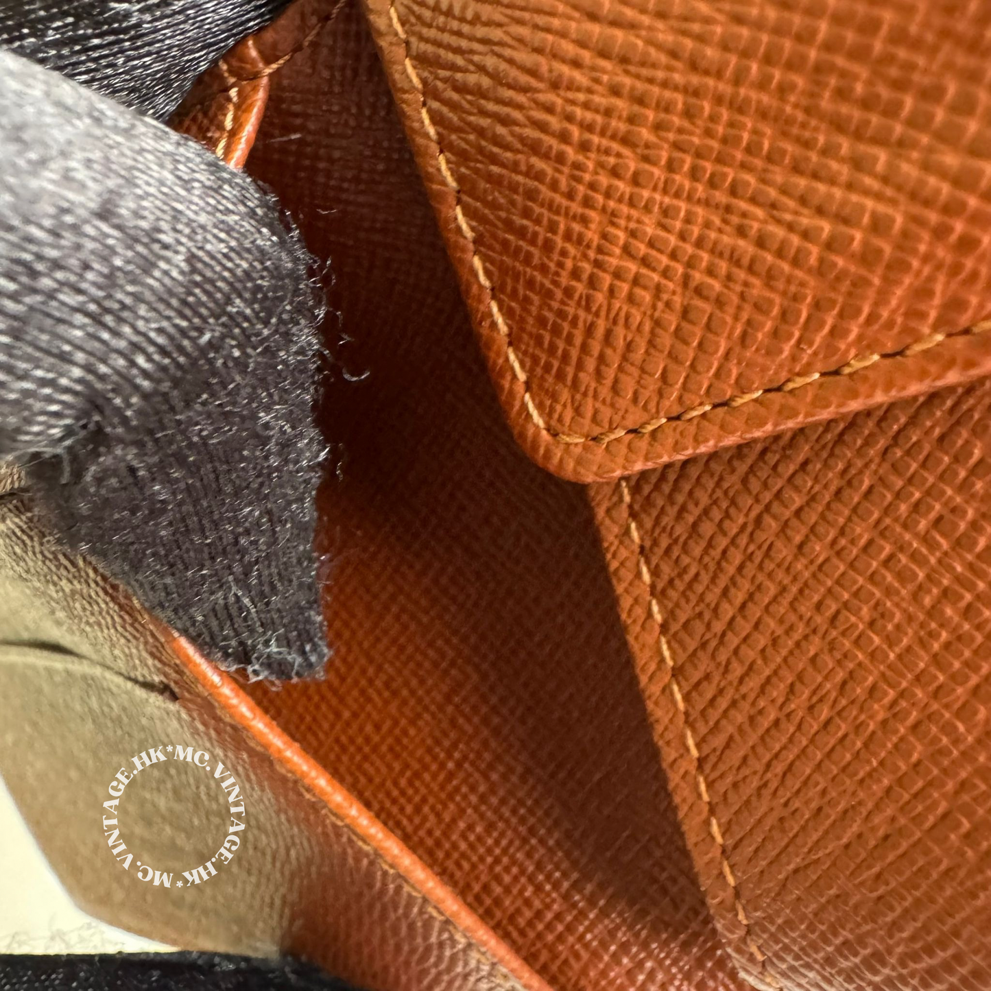 LV Monogram Wallet - LV10900
