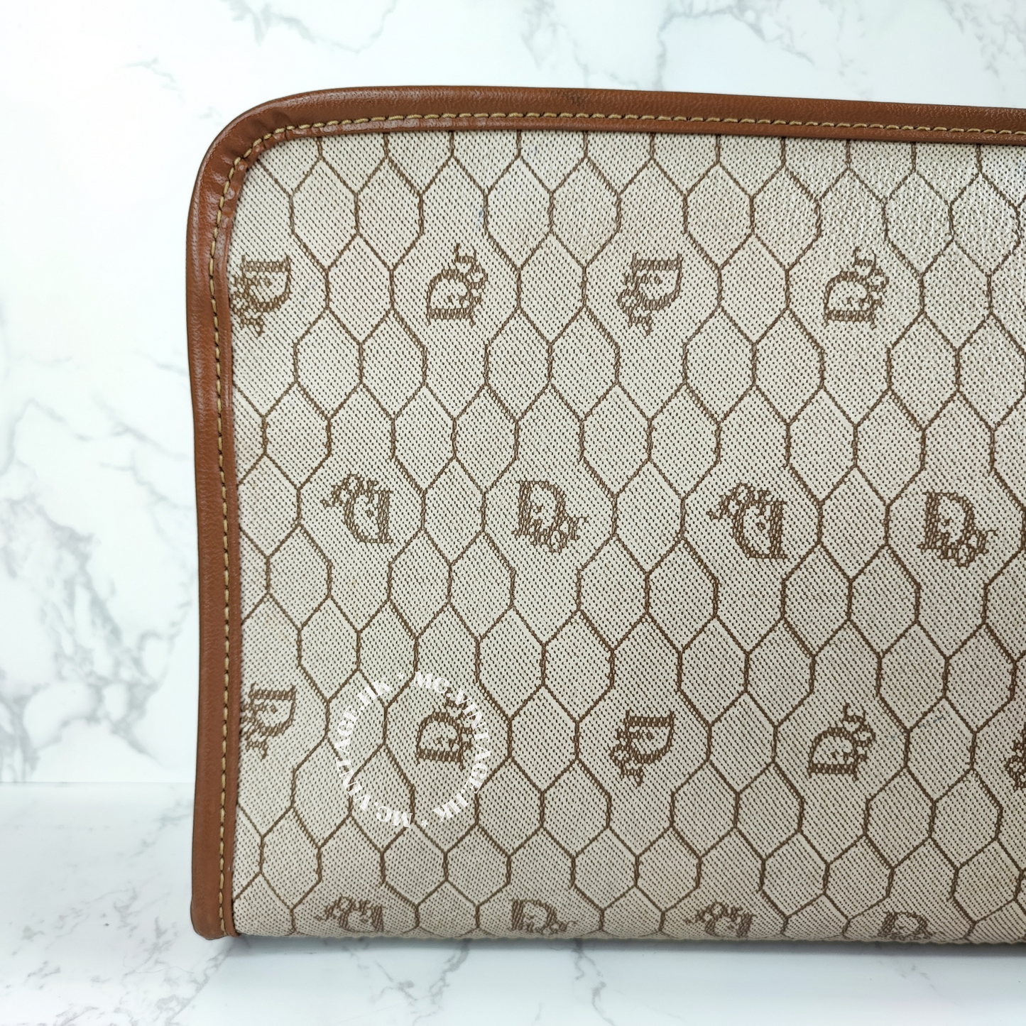 DIOR Honeycomb Clutch