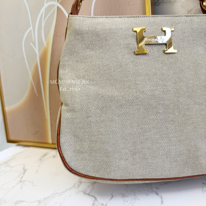 HIGH-CLASS Shoulder Bag