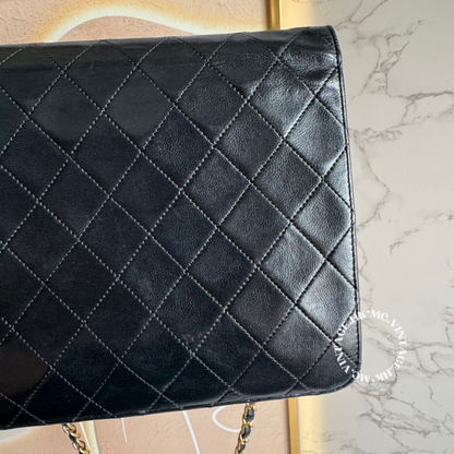 CHANEL Vintage Push-Lock Bag