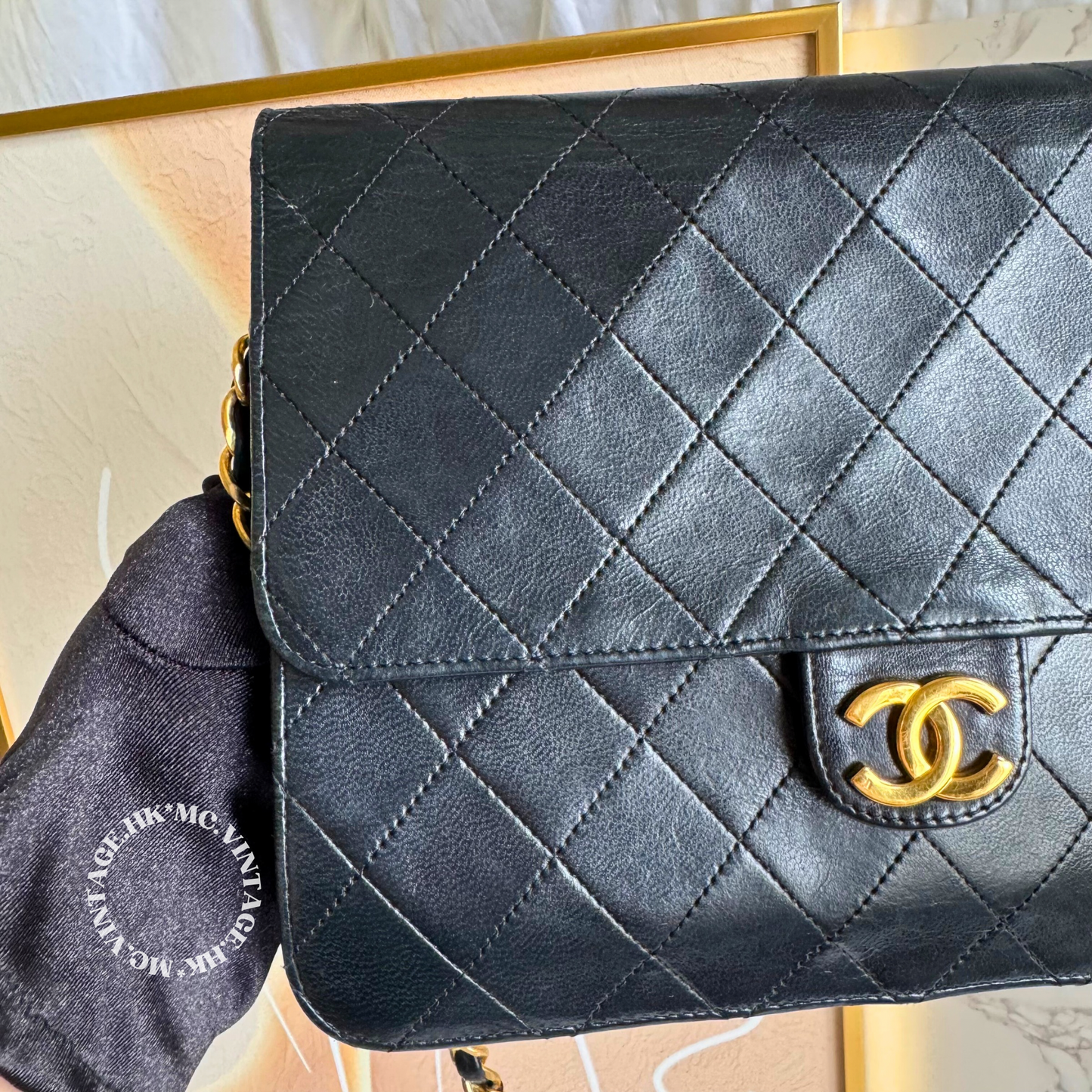 CHANEL Vintage Push-Lock Bag