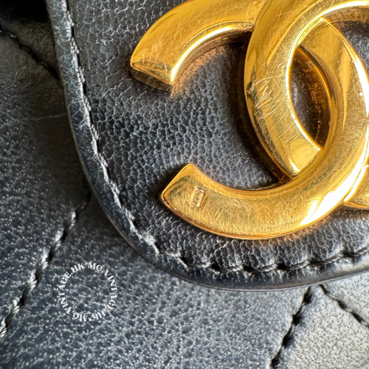 CHANEL Vintage Push-Lock Bag