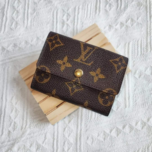 LV Monogram Cardholder