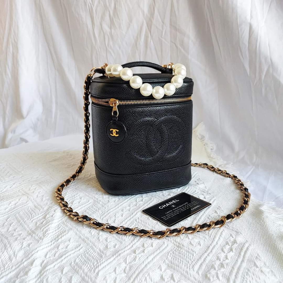 CHANEL Caviar Vanity Bag