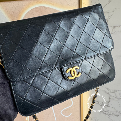 CHANEL Vintage Push-Lock Bag