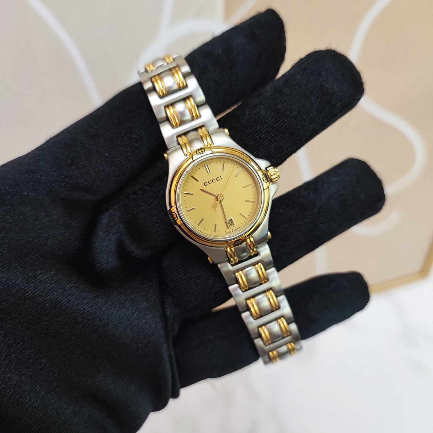 GUCCI Vintage Watch