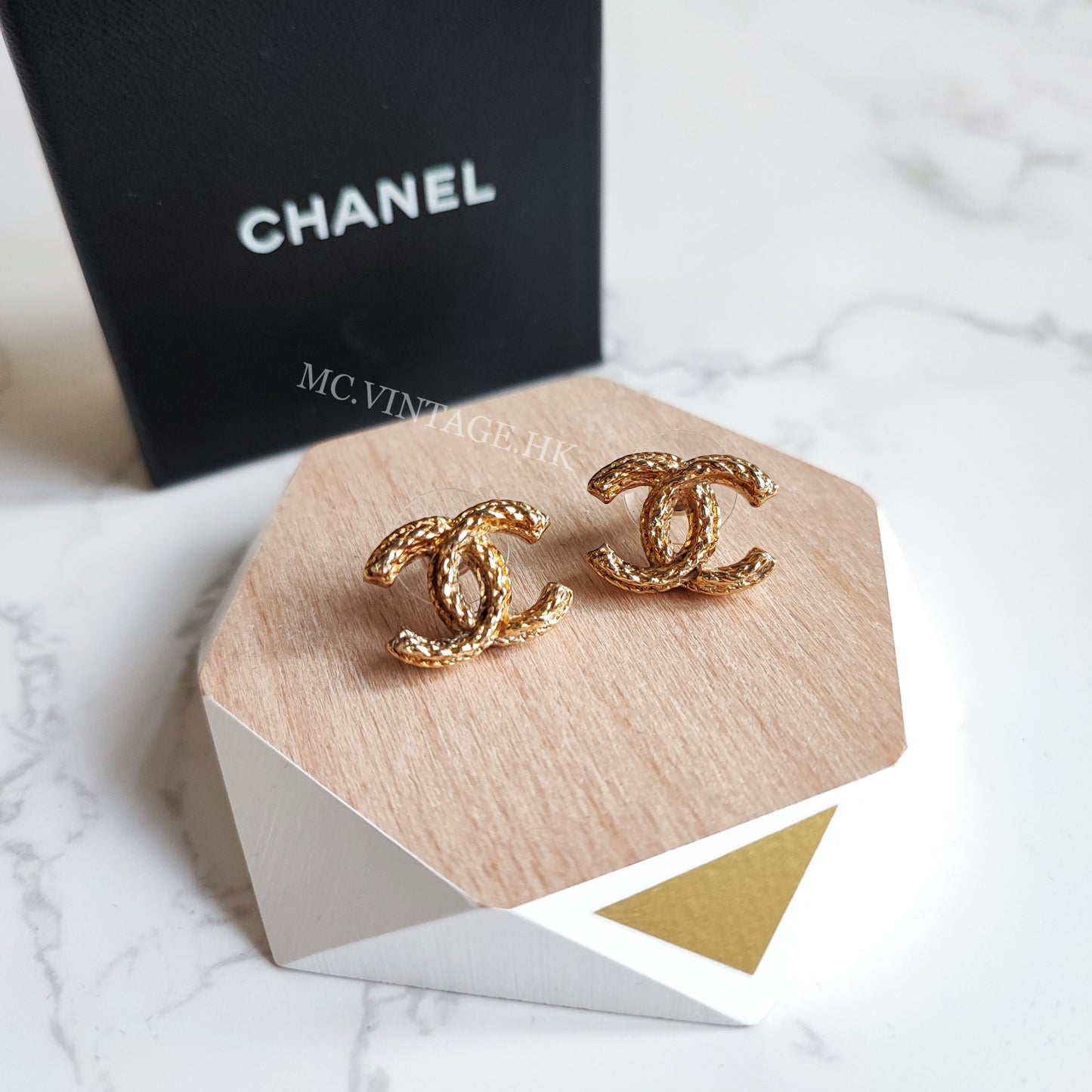 CHANEL CC Earrings