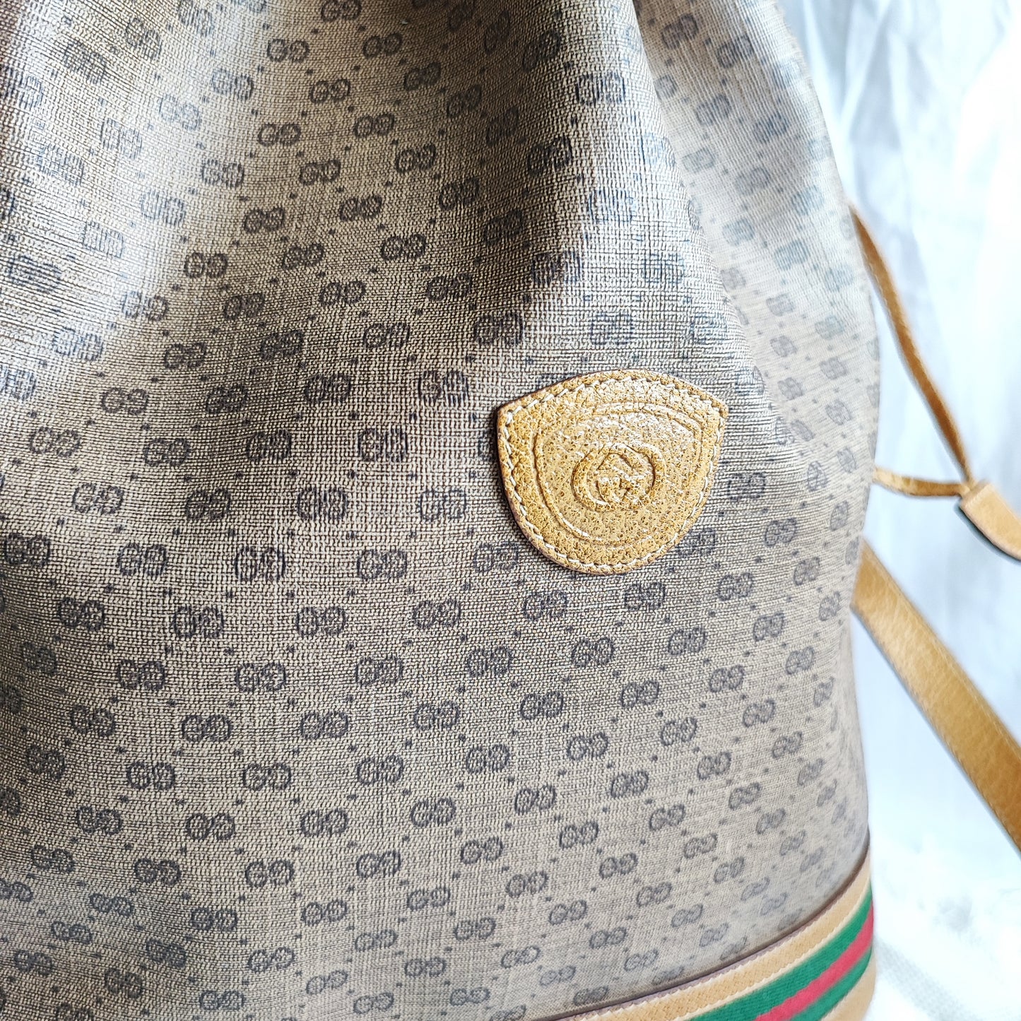 GUCCI Vintage Bucket Bag