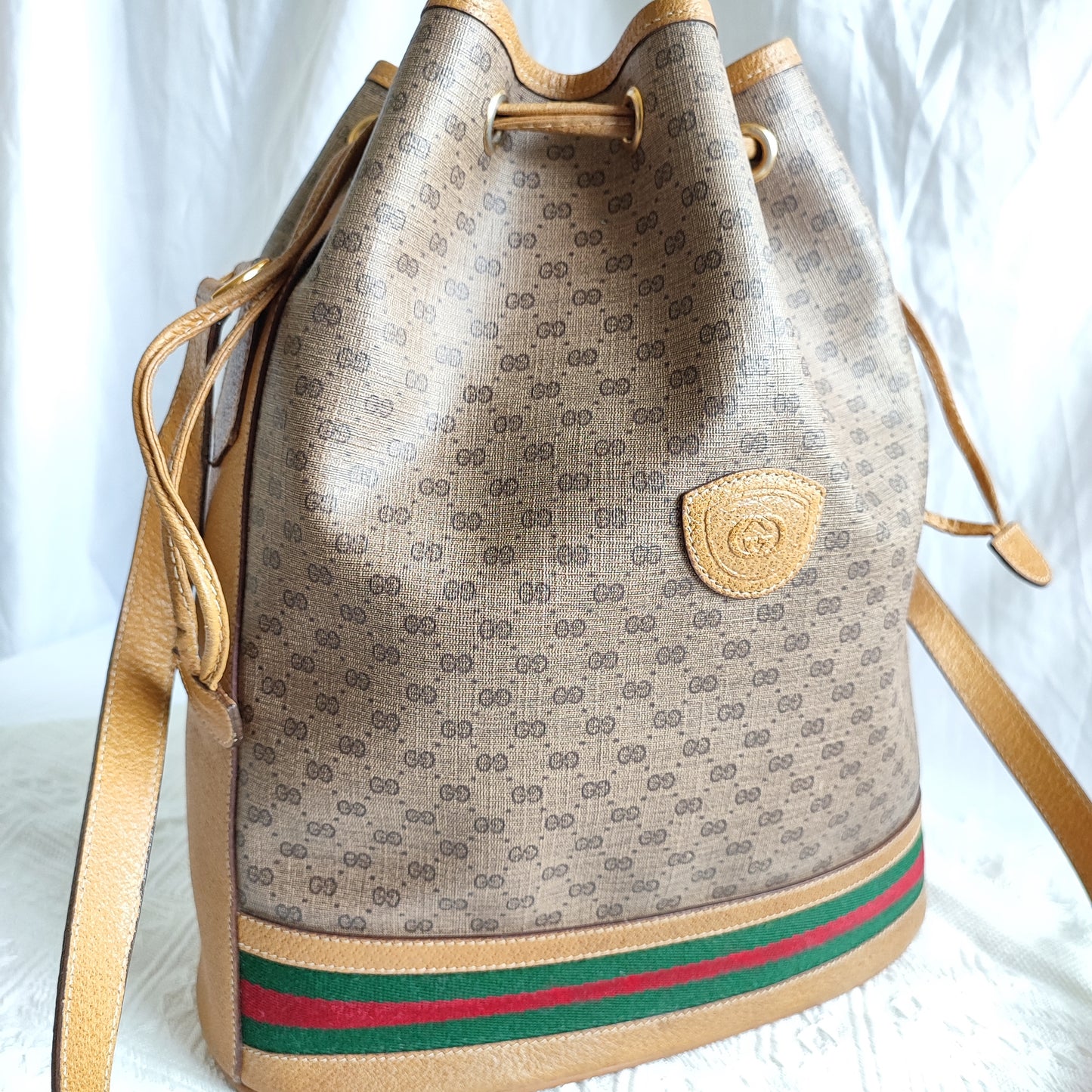 GUCCI Vintage Bucket Bag