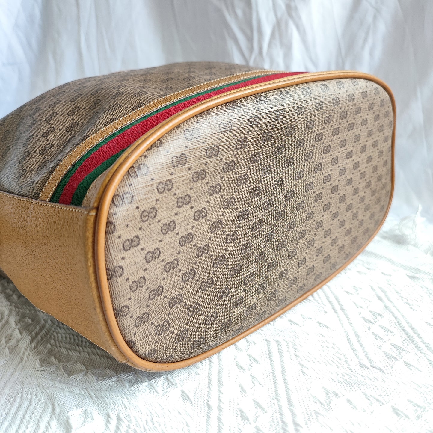 GUCCI Vintage Bucket Bag