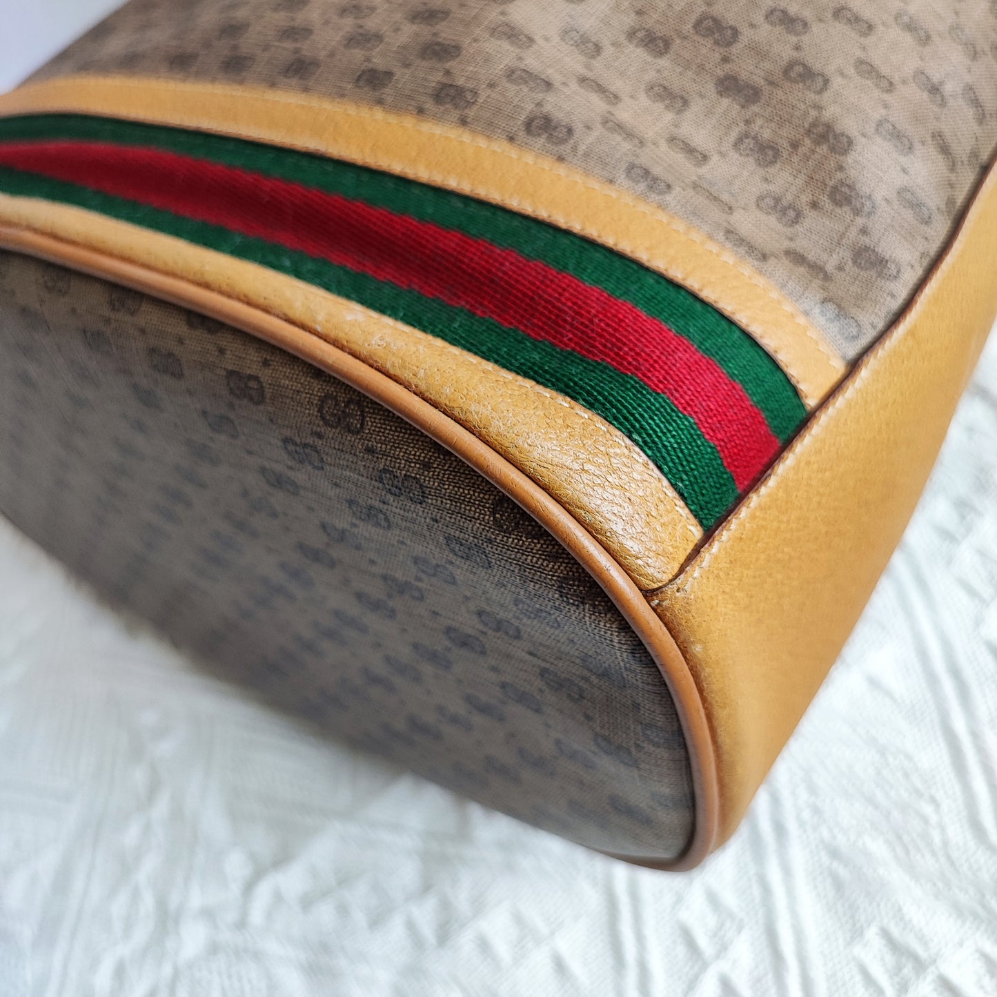 GUCCI Vintage Bucket Bag