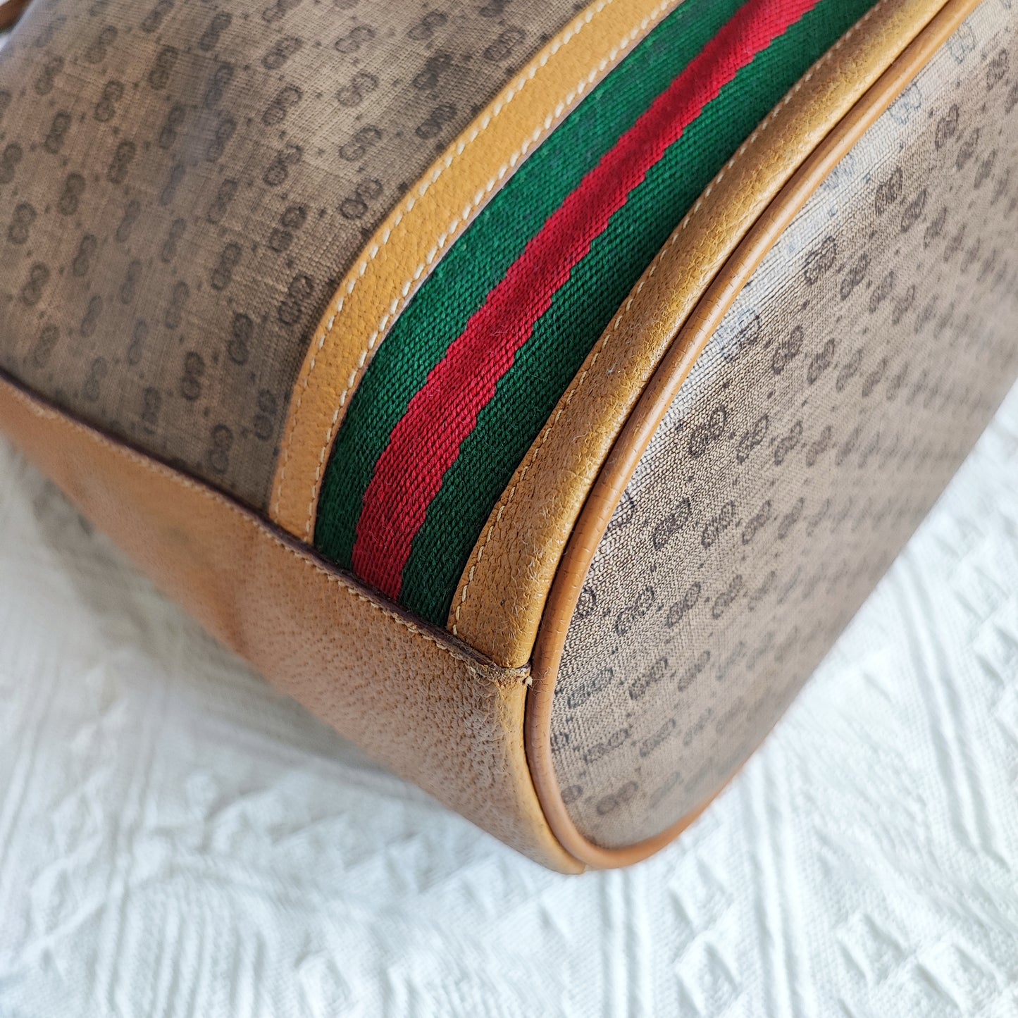 GUCCI Vintage Bucket Bag