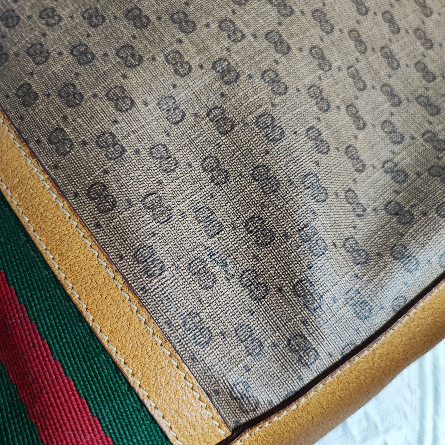 GUCCI Vintage Bucket Bag