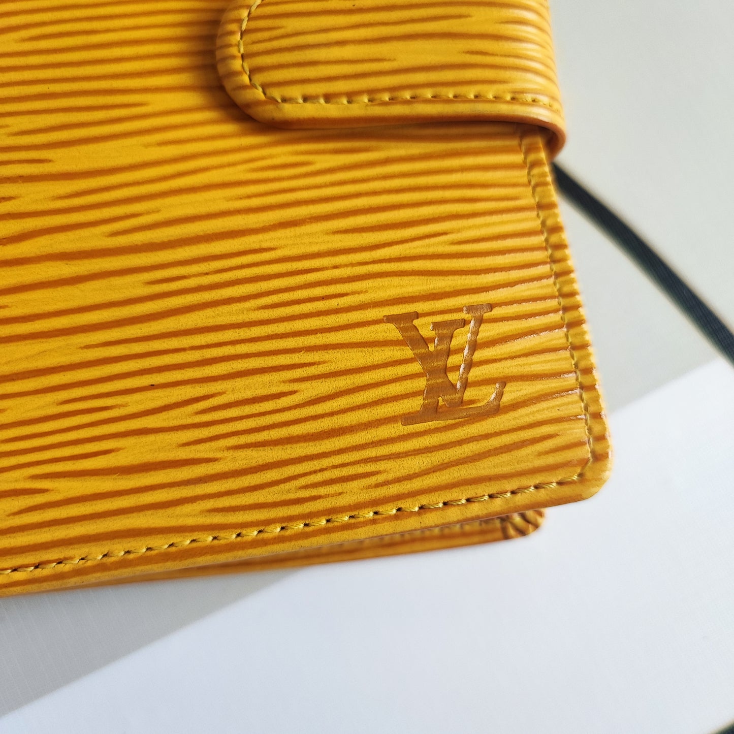 LV Epi Wallet