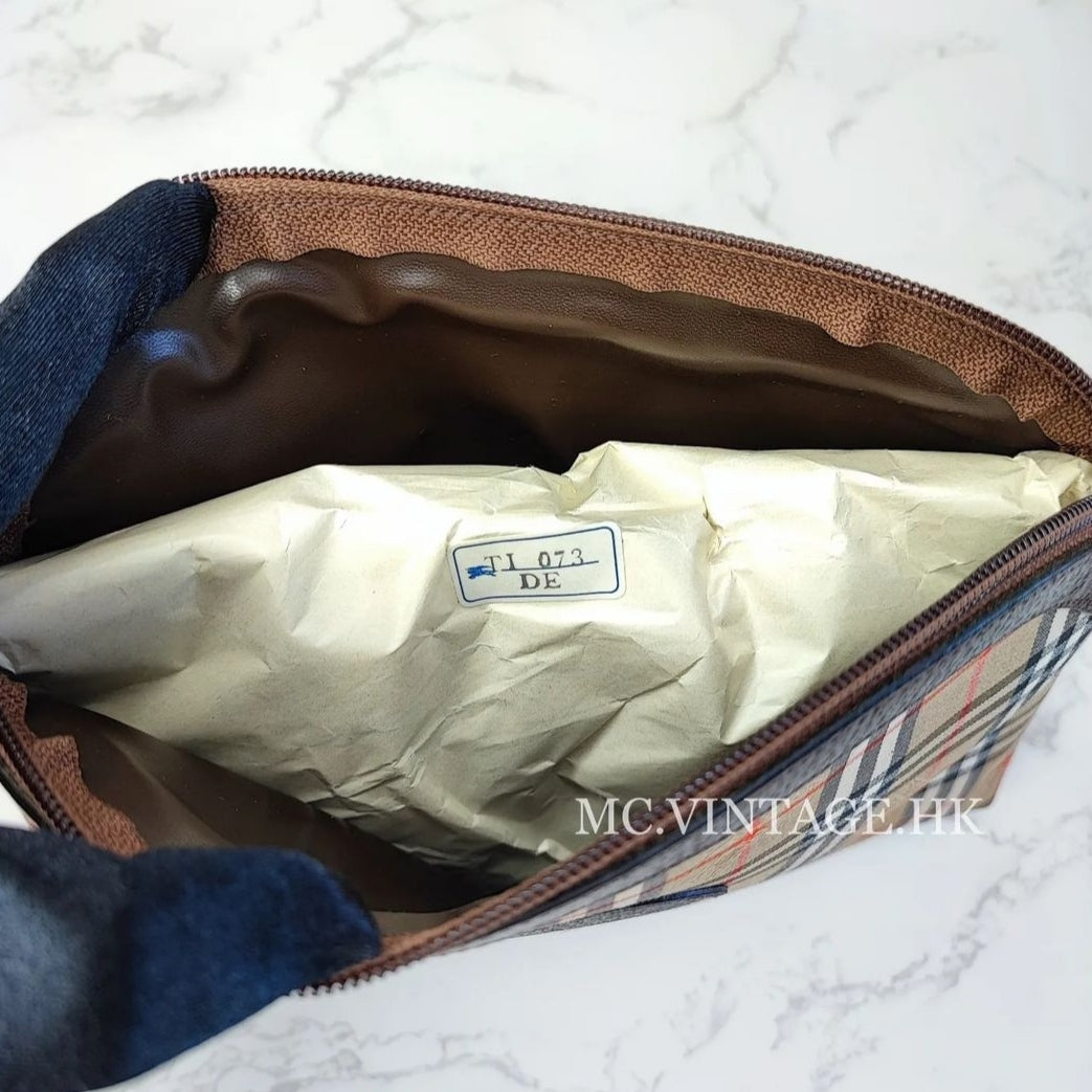 Burberrys Vintage Pouch